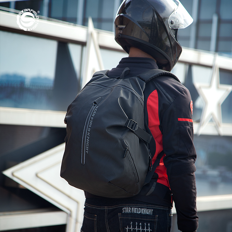SFK Motorhelmtas Rugzak met gr - Motorcycle Gear Logo recensie en prijs